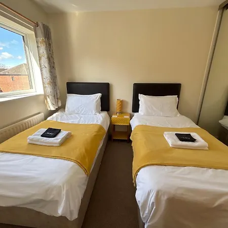 Retreat With Free Parking Feriehus